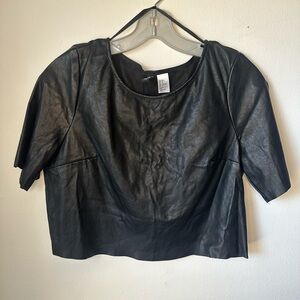 Black Women's Faux Leather Short Sleeve Crop Top